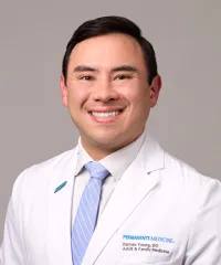 Dr. Darren Joseph Young, DO - Chevy Chase, MD - Internal Medicine