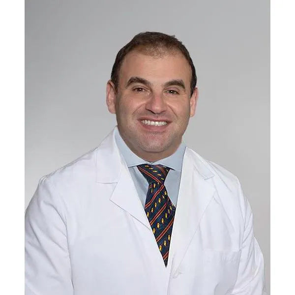 Dr. Dmitriy M. Golovyan, MD - Danbury, CT - Critical Care Medicine, Critical Care Specialist