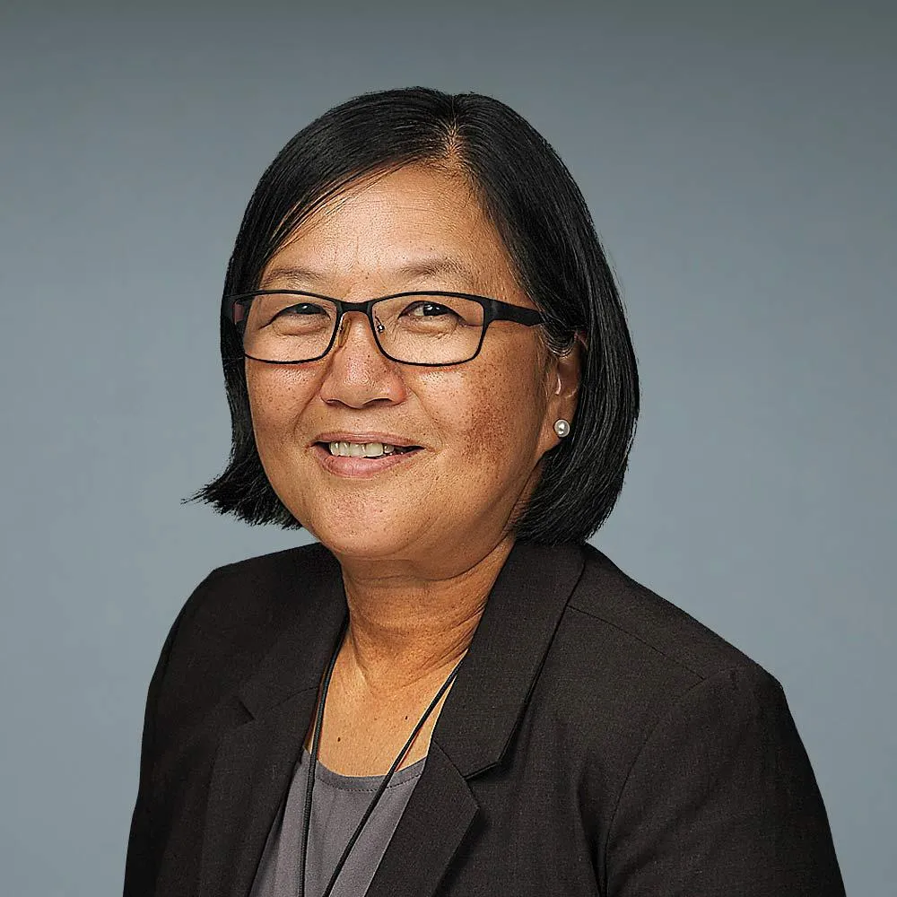 Dr. Arsenia M Asuncion, MD - Mineola, NY - Critical Care Medicine, Pediatrics