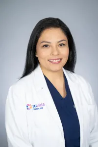 Dr Lola Carrete, MD - Houston, TX - Internal Medicine