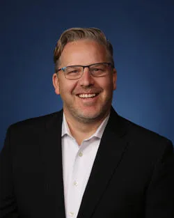 Dr. Chad Lindroos
