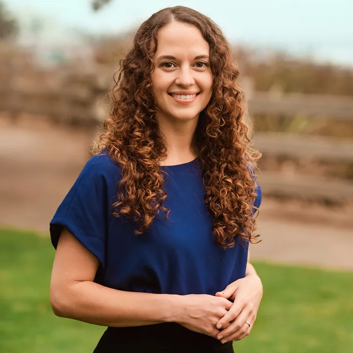 Dr. Chelsea Lynn Neumann, MD - Santa Monica, CA - Psychiatry