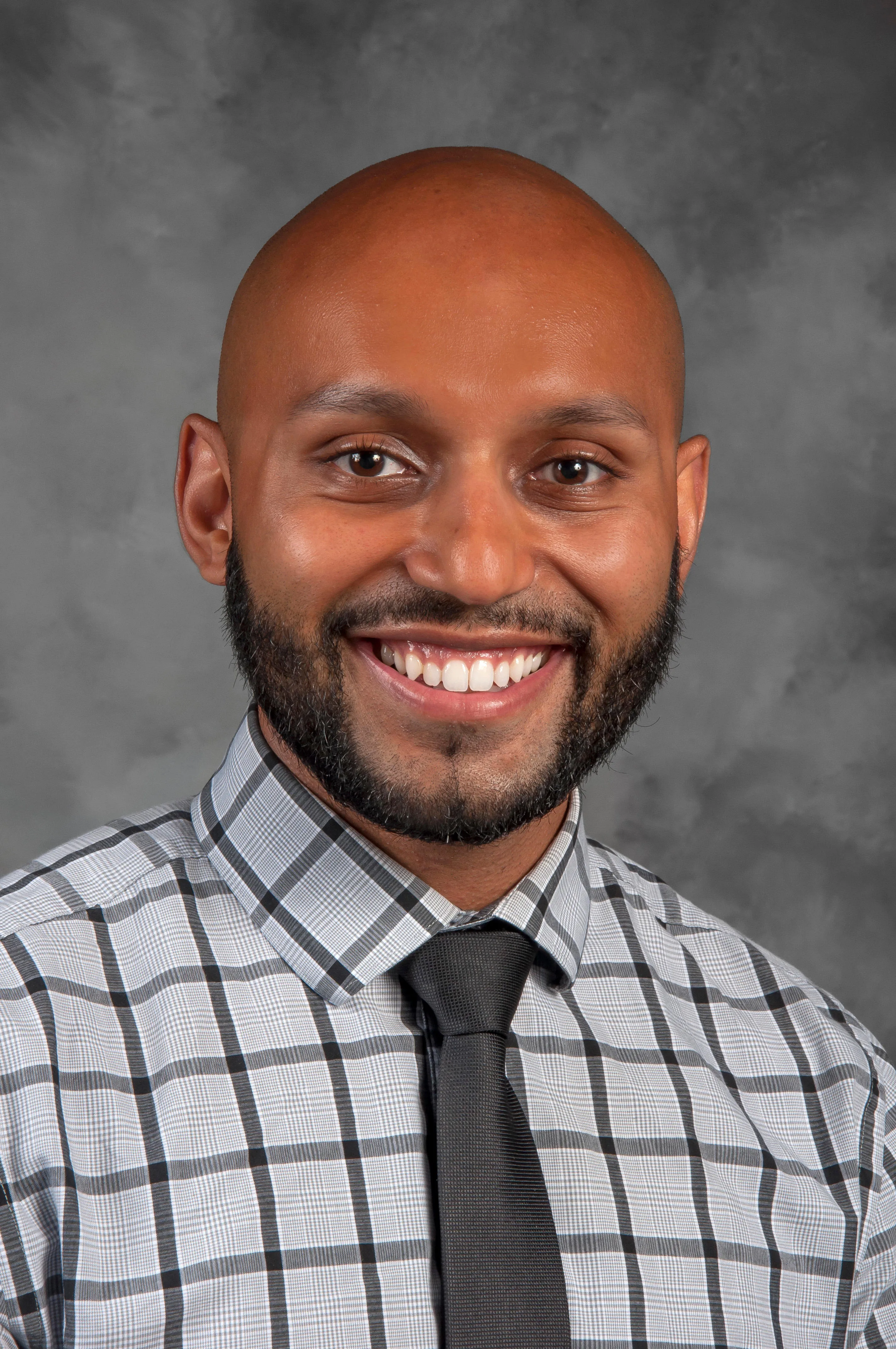 Dr. Ferhan Malik - Saint Petersburg, FL - Critical Care Medicine, Pediatrics