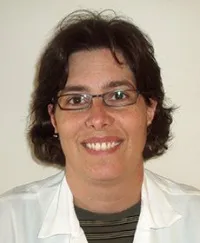 Dr. Lisa Russell, MD - Chicago, IL - Infectious Disease