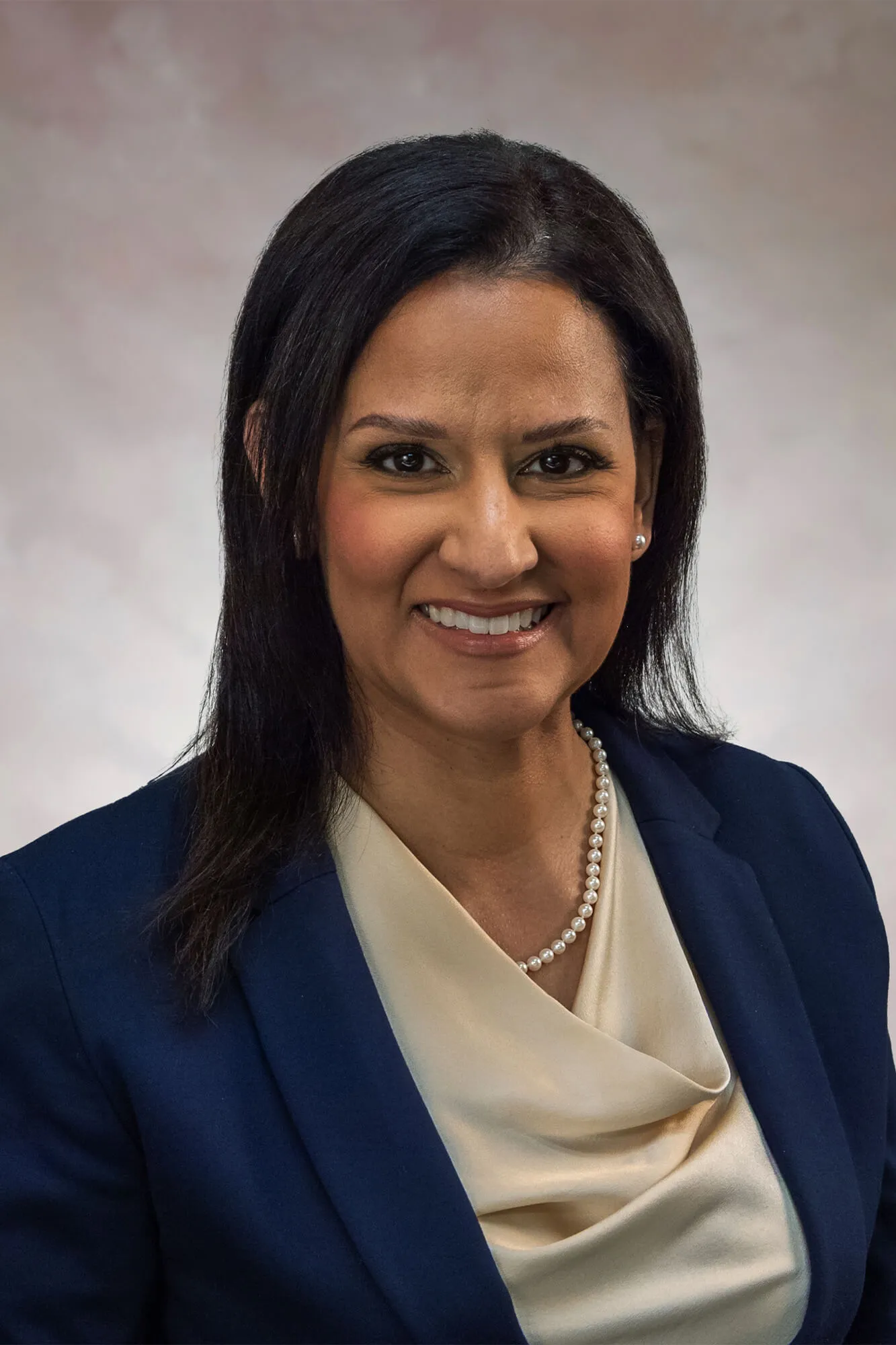 Dr. Lynn Munoz, MD
