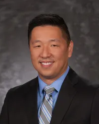 Dr. Peter Loo, MD - Topeka, KS - Orthopedic Surgery