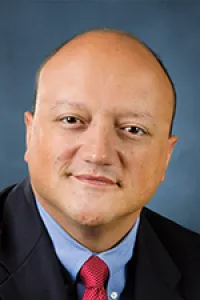 Dr. Frank Hernandez, MD - Davenport, IA - Neonatology