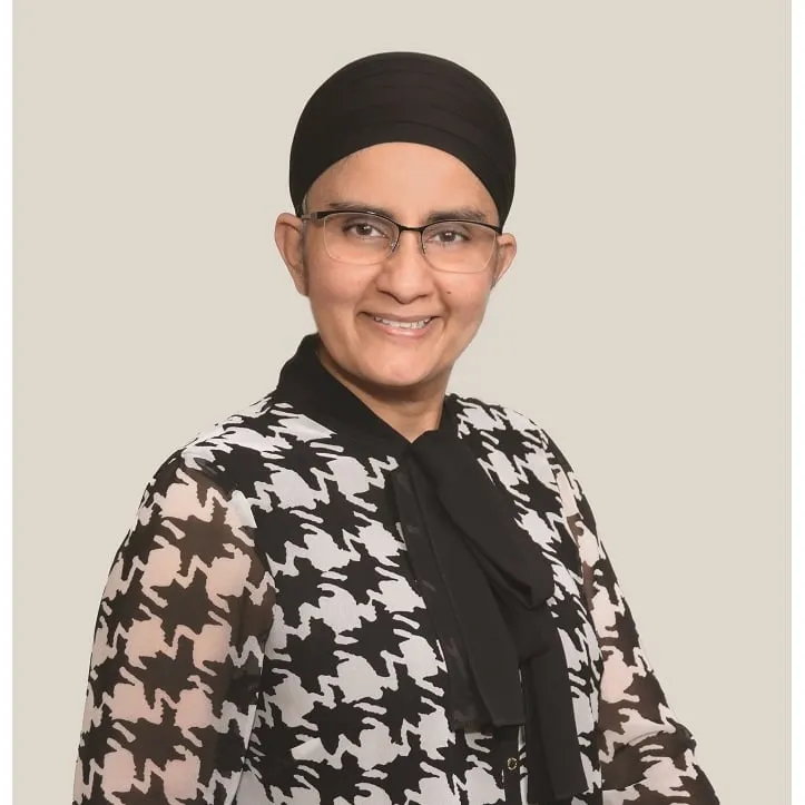 Dr. Simarpreet Preet Kau Talwar, MD - Jacksonville, FL - Internal Medicine