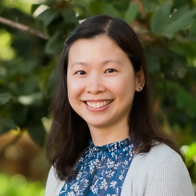 Dr. Lilia Chang De Jesus, MD - Oakland, CA - Neonatology, Neonatologist