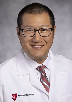 Dr. Jonathan Kwong, MD - Beachwood, OH - Vascular Surgery, Vascular Surgeon