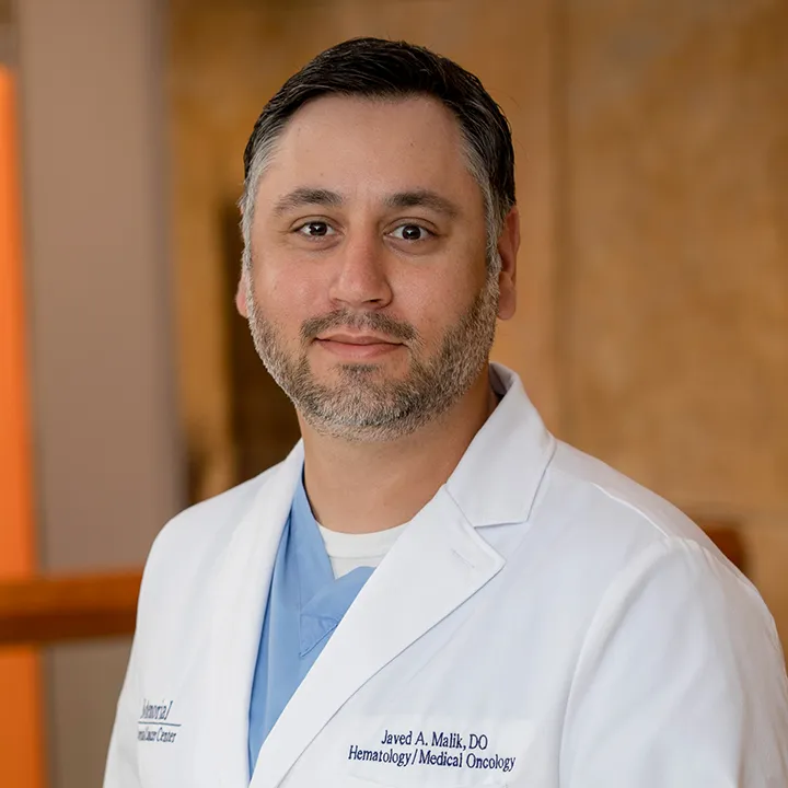 Dr. Javed A Malik, DO - South Bend, IN - Hematology, Hematologist, Internal Medicine, Oncologist