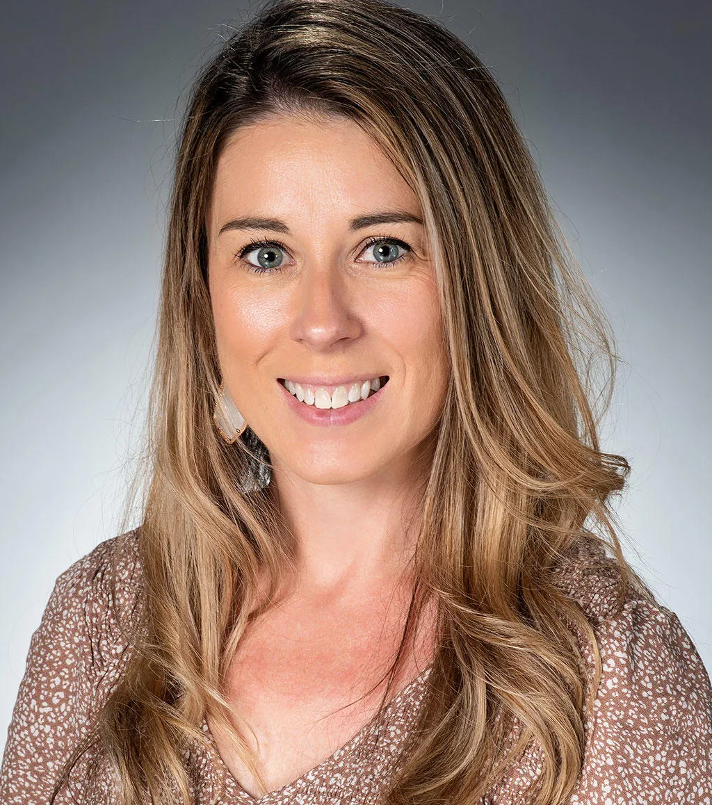Dr. Laura Pena, MD - Trophy Club, TX - Pediatrics, Internist/pediatrician