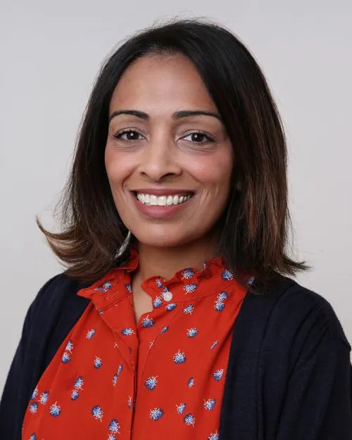 Dr. Vinita Pitchumoni, MD - Neptune, NJ - Critical Care Medicine, Pediatric Emergency Medicine