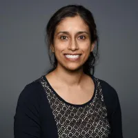 Dr. Reena Julka, MD - Naperville, IL - Hospital Medicine