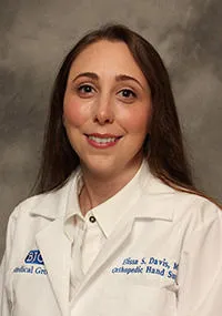 Dr. Elissa Sloane Davis, MD - Belleville, IL - Orthopedic Surgery, Hand Surgeon, Orthopedic Surgeon