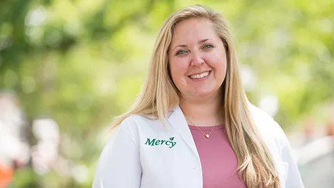 Dr. Emily Wisniewski, MD - Baltimore, MD - Pediatrics, Internist/pediatrician