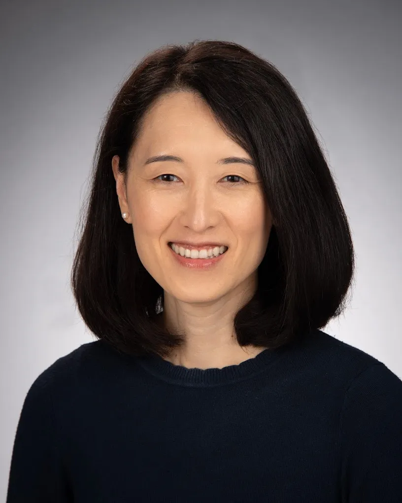 Dr. Sarah Sunjung Kim, MD - Collegeville, PA - Pediatrics, Internist/pediatrician