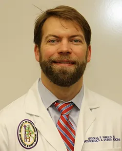 Dr. Nicholas Iannuzzi, MD - Seattle, WA - Hand Surgery, Hand Surgeon, Orthopedic Surgeon