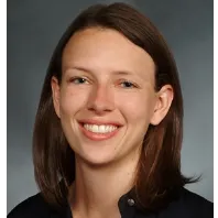 Dr. Alexis Holmberg Vien, MD - New York, NY - Hospital Medicine, Internal Medicine