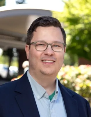 Dr. Brandon Young, Md - Portland, OR - Internal Medicine