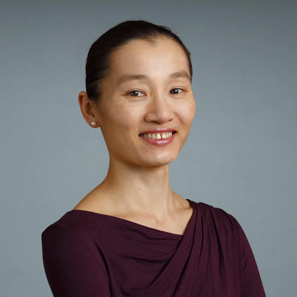 Dr. Stephanie Takwai Lau, MD - New York, NY - Critical Care Medicine, Internal Medicine, Pulmonology