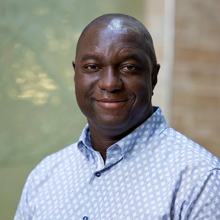 Dr. Chiedu Charles Onunkwo, MD - Elkhart, IN - Infectious Disease, Infectious Disease Specialist