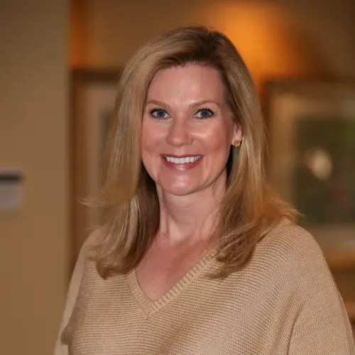 Dr. Cynthia Lea Grinstead, DMD - Oak Ridge, TN - Dentistry, General Dentistry