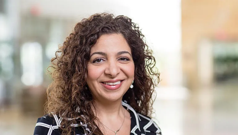 Dr. Diana M. Roukoz - Arnold, MO - Pediatrics, Internist/pediatrician