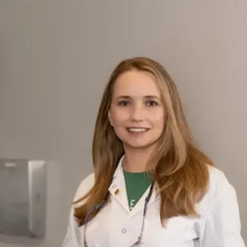 Dr. Anna L Kratser, DMD - Tampa, FL - Dentistry, General Dentistry