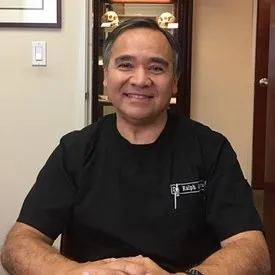 Dr. Ralph Reyes, DDS