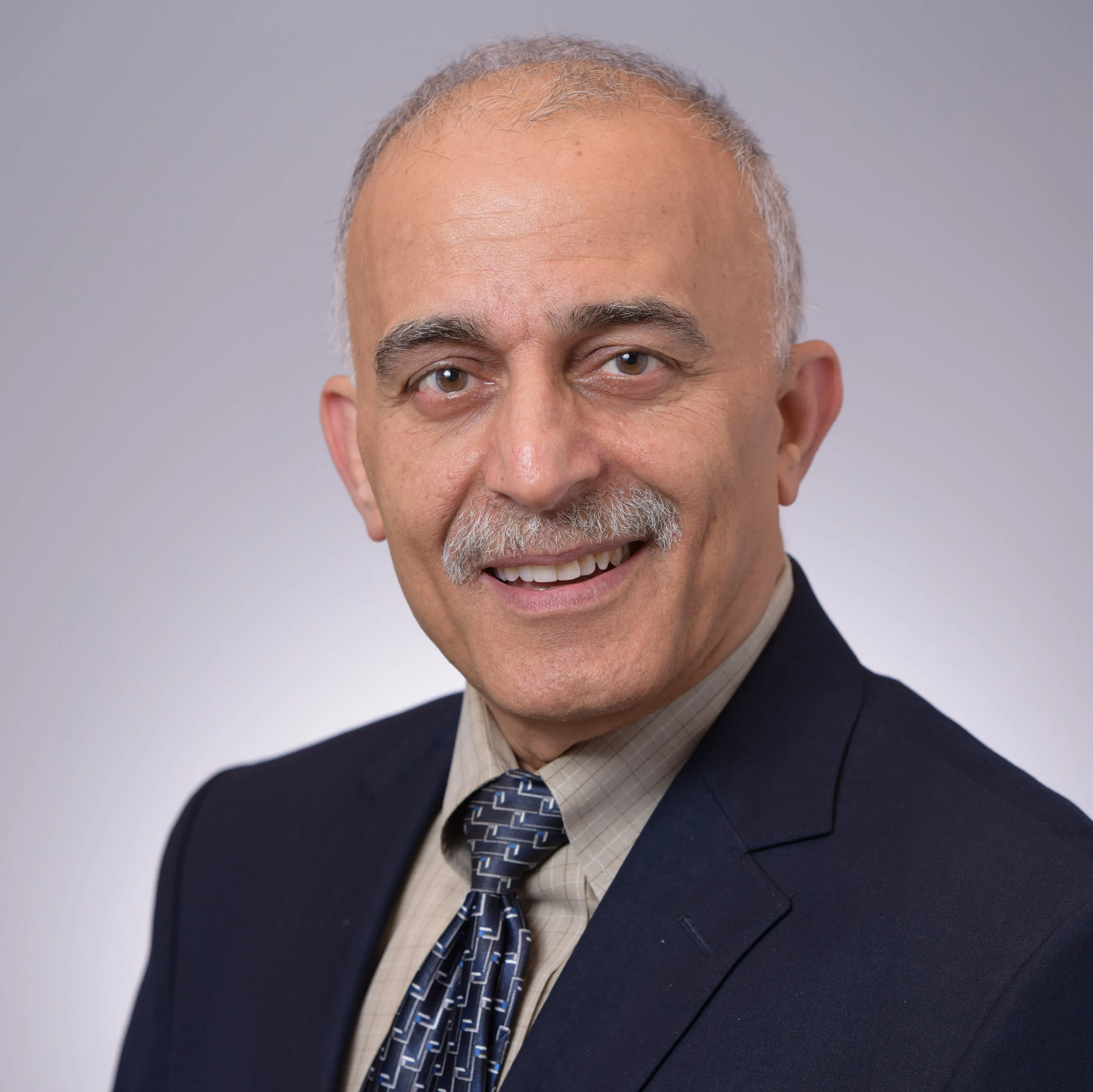 Dr. Ahmad Soolari, DDS - Silver Spring, MD - Periodontics, Dentistry