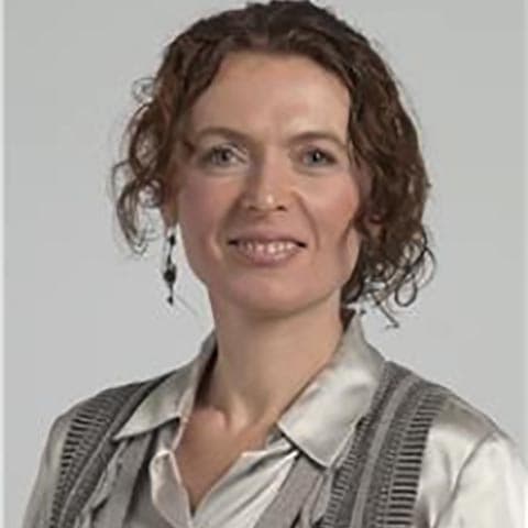 Dr. Yana Shumyatcher