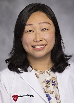 Dr. Dongyoun Lee, MD - Ravenna, OH - Oncology, Oncologist