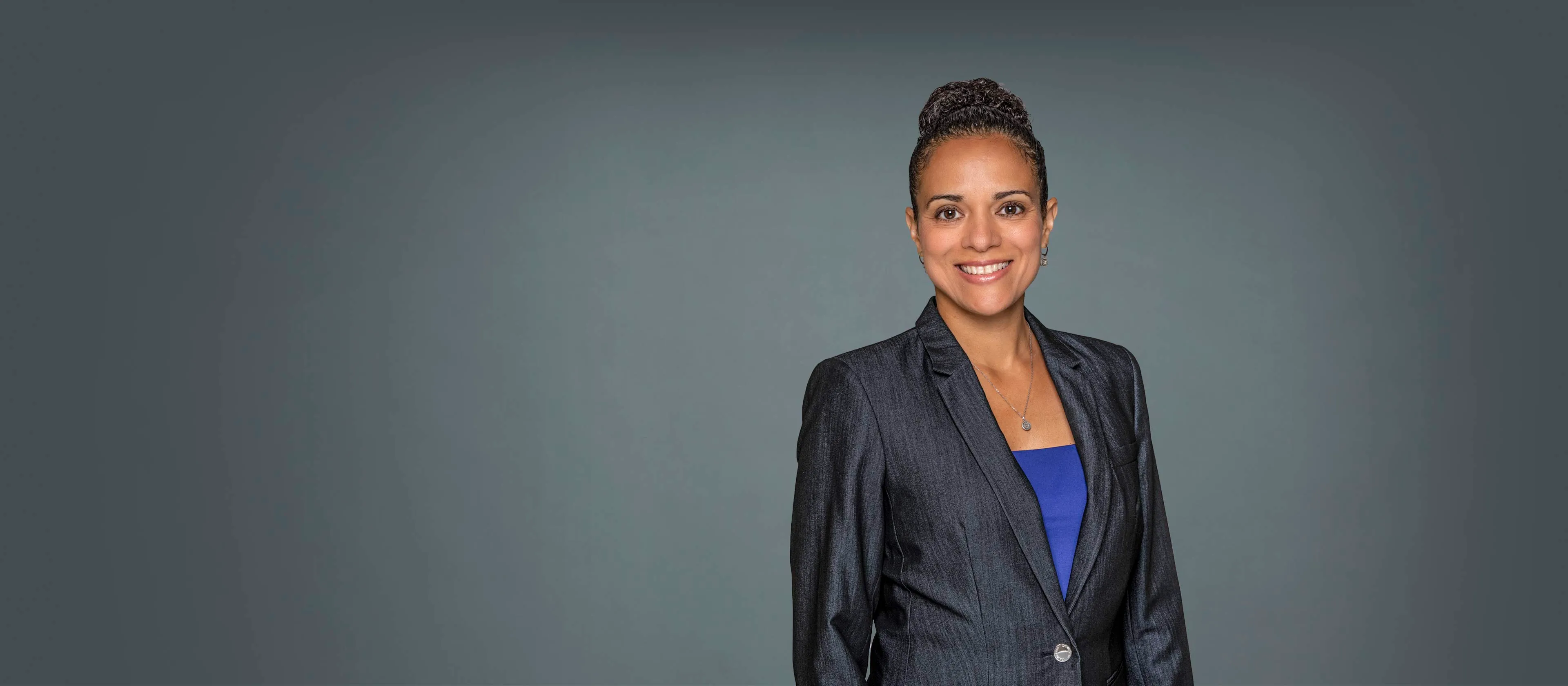 Dr. Diana Badillo, MD - Mineola, NY - Family Medicine