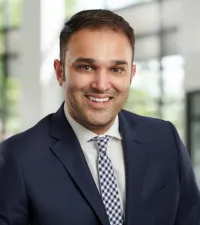 Dr. Shaz Iqbal, MD - Maple Grove, MN - Gastroenterology