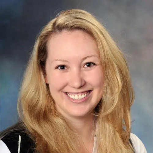 Dr. Sarah Nicole Brewer, MD - Laguna Niguel, CA - Family Medicine