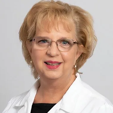 Lisa R Holcomb, APRN - The Villages, FL - Other, Other Specialty, Family Medicine, Geriatrician, Internal Medicine, Pain Medicine