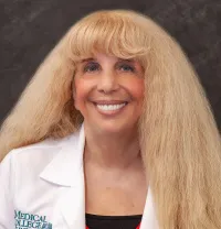 Dr. Razelle Kurzrock, MD, FACP - Milwaukee, WI - Oncology