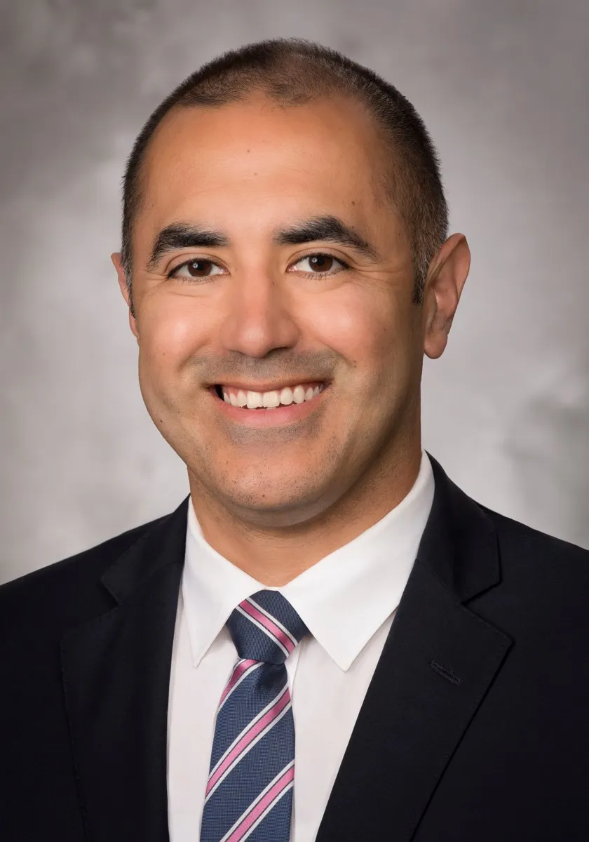 Dr. Javier Valle, MD - Ypsilanti, MI - Cardiovascular Disease, Cardiologist