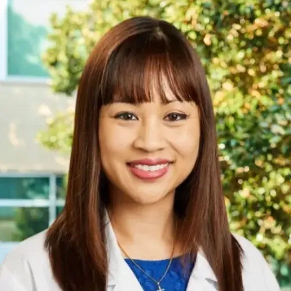 Dr. Elise Thao Uyen Tran, DO