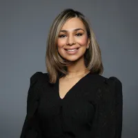 Dr. Hajira Khan, MD - Downers Grove, IL - Internal Medicine