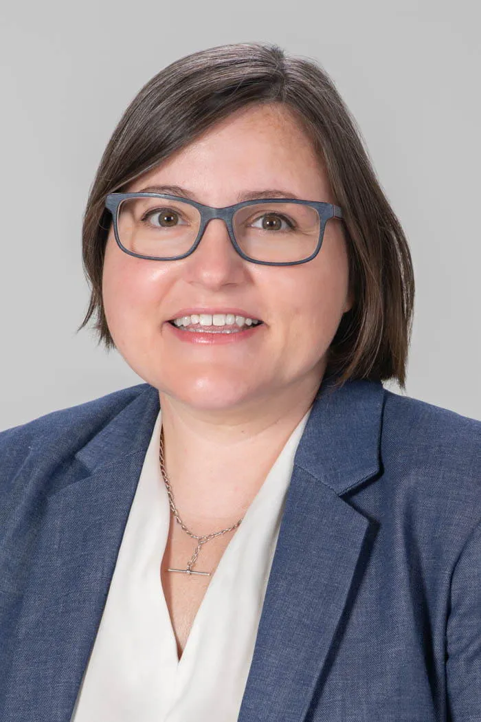 Dr. Elizabeth L. Loomis, MD