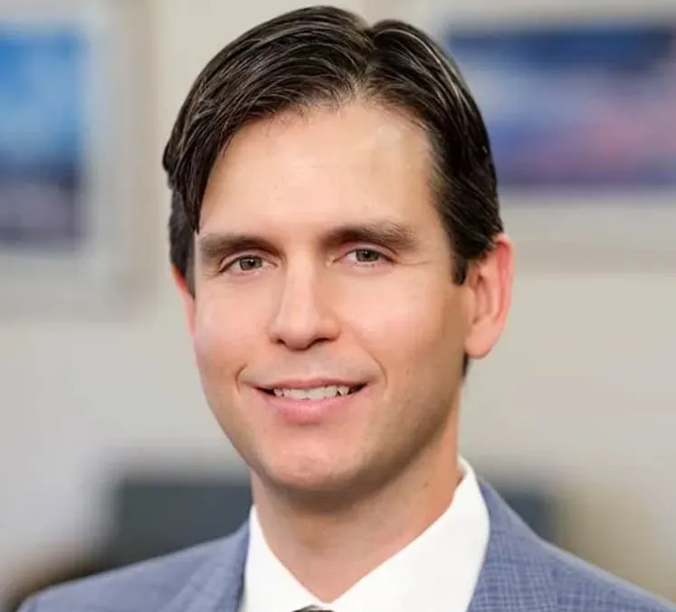 Dr. Guilherme Barros, MD