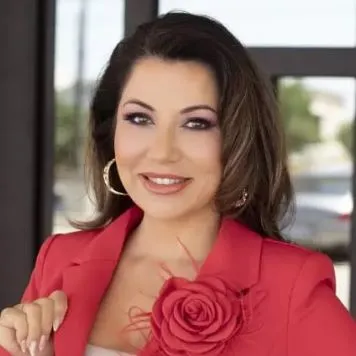 Dr. Elizabeth Hernandez, MD - San Antonio, TX - Plastic Surgery, Surgery
