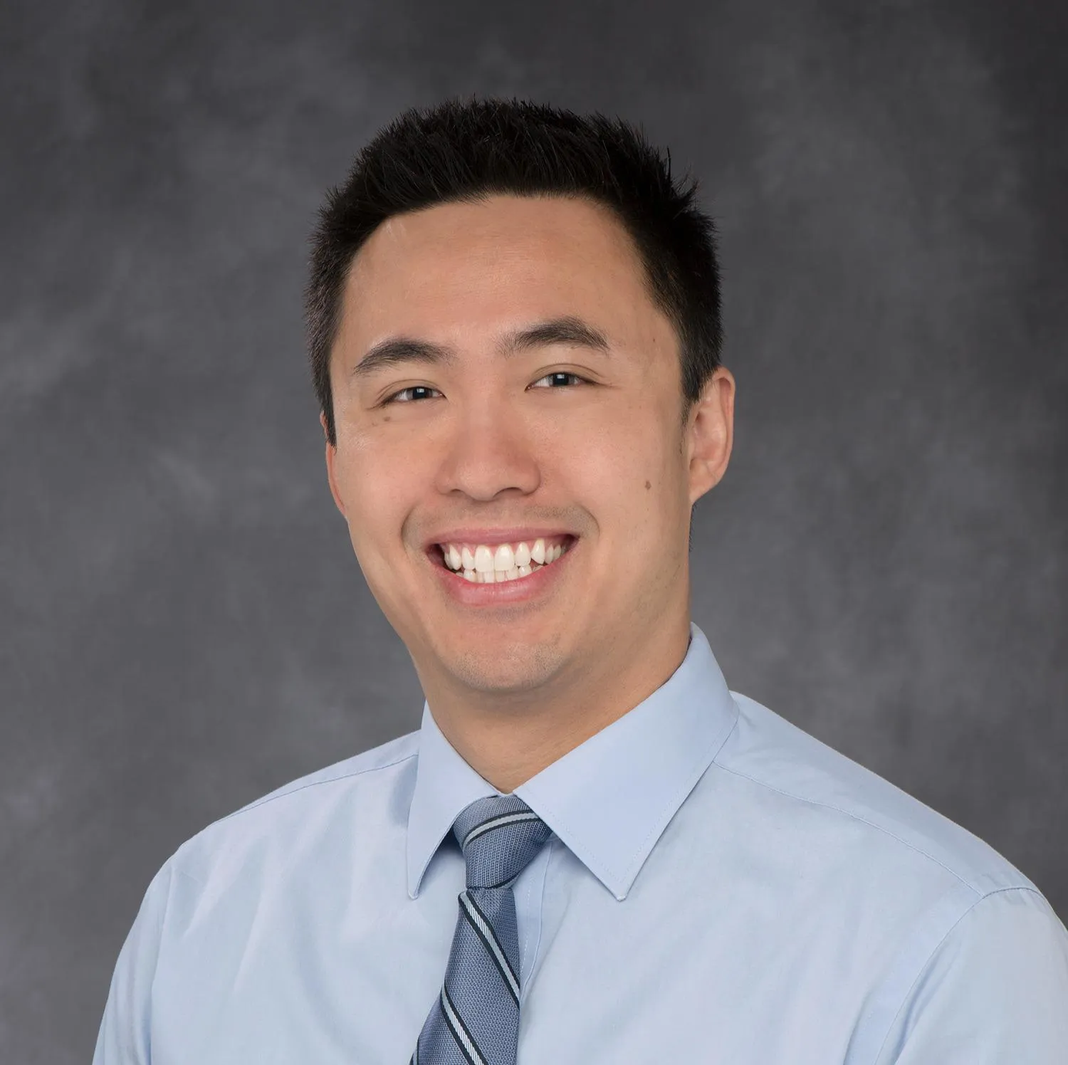 Dr. Michael Luong, DO - Phoenix, AZ - Family Medicine