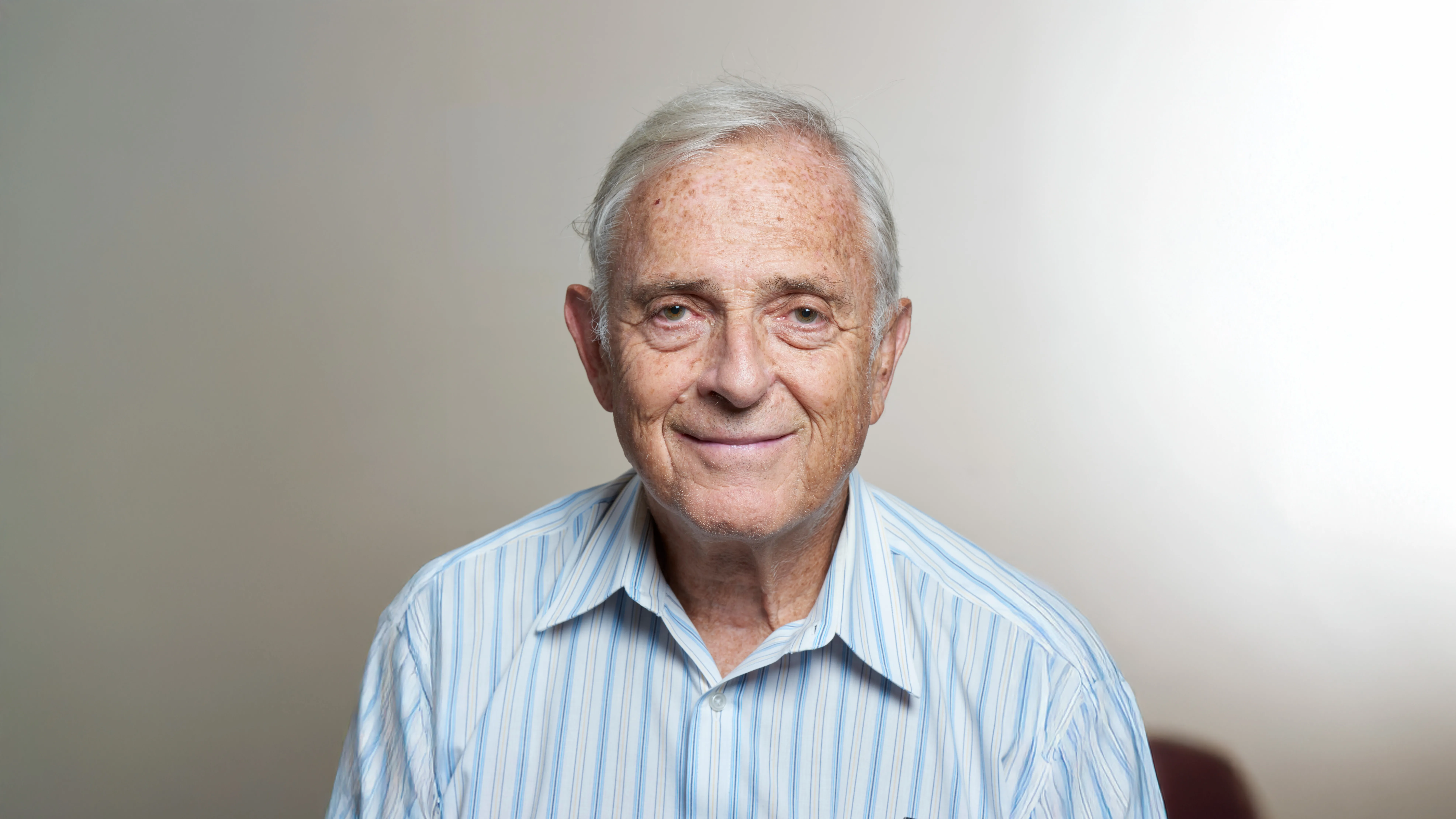 Dr. Albert Miller, MD - New York, NY - Pulmonology, Internal Medicine