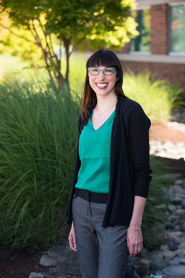 Dr. Monica Lucht, MD - Vancouver, WA - Pediatrics, Internist/pediatrician