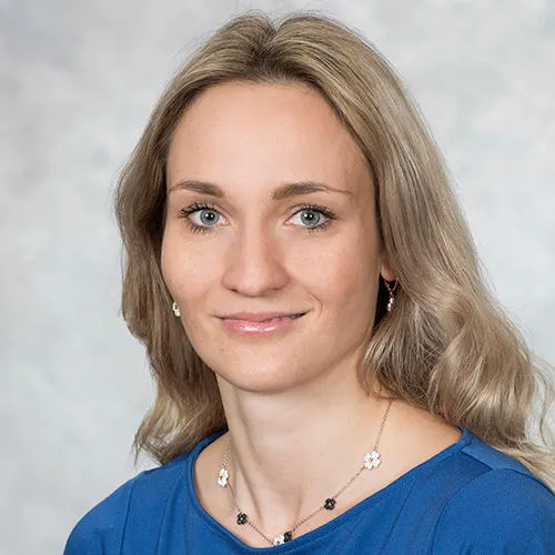 Dr. Tereza Molfino, MD - Phoenix, AZ - Family Medicine