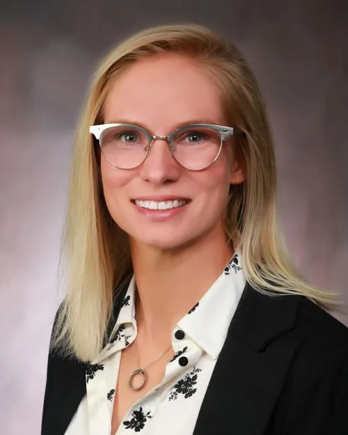 Dr. Erika Lynn Garbrecht, MD - Spokane, WA - Orthopedic Surgery, General Orthopedics, General Surgeon, Oncologist, Surgical Oncology