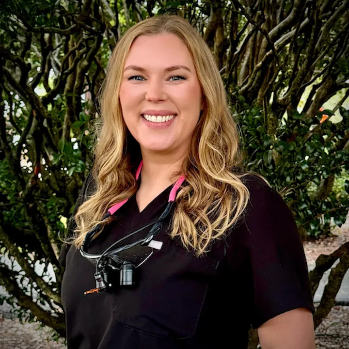 Dr. Tiffany Deaton, DMD - Summerville, SC - Dentistry, Cosmetic Dentistry, General Dentistry, Pediatric Dentistry